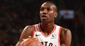 NBA新赛季马刺队与76人队冲击50胜挑战之路